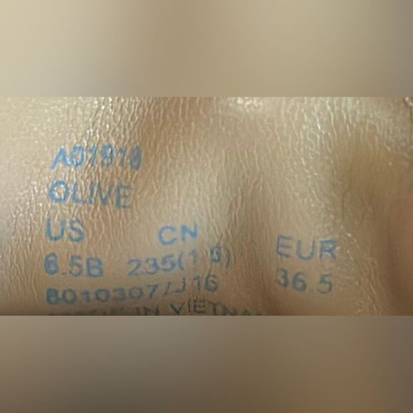 ! Coach Olive Signature Pattern Loafer Slip on 6.5 Driving Shoes - Picture 7 of 7